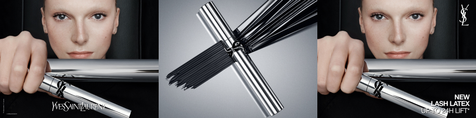 Produktbanner Augen-Make-up von Yves Saint Laurent: Eine Frau hält eine silberfarbene Mascara vor dunklem Hintergrund, daneben eine Detailansicht der geöffneten Mascara mit Bürste sowie der Schriftzug ‚New Lash Clash – Up to 24H Lift‘.